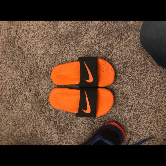 nike slides for wide feet